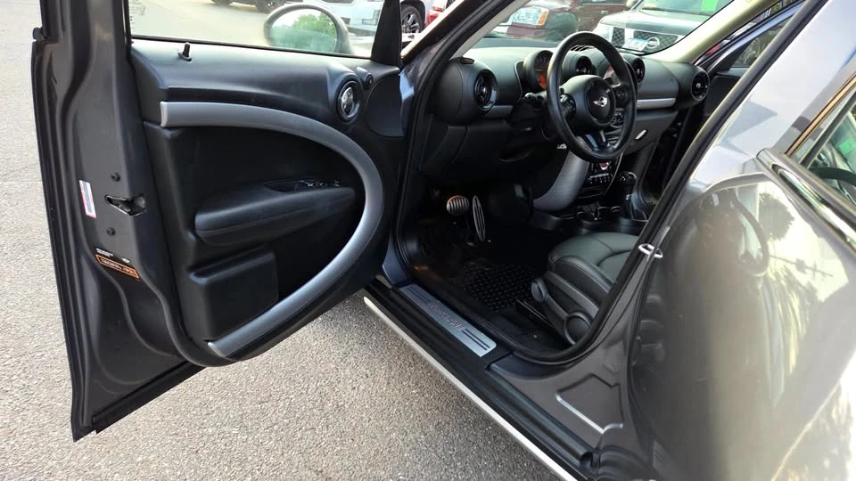 2016 Mini Countryman 1st Gen - Image 9 of 20