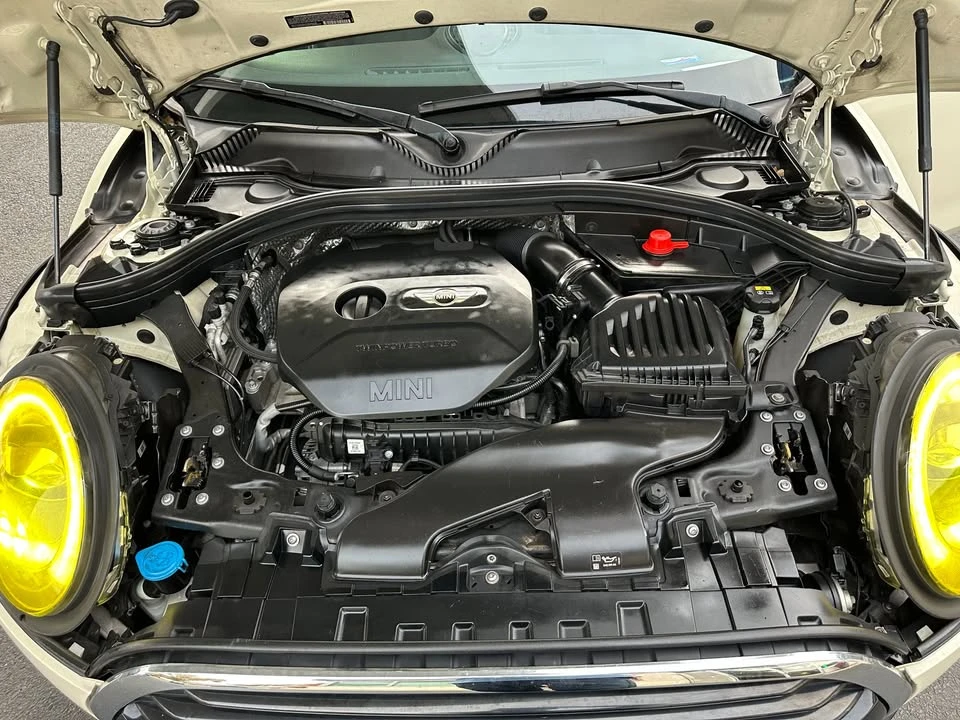 2016 Mini Clubman 2nd Gen - Image 18 of 19