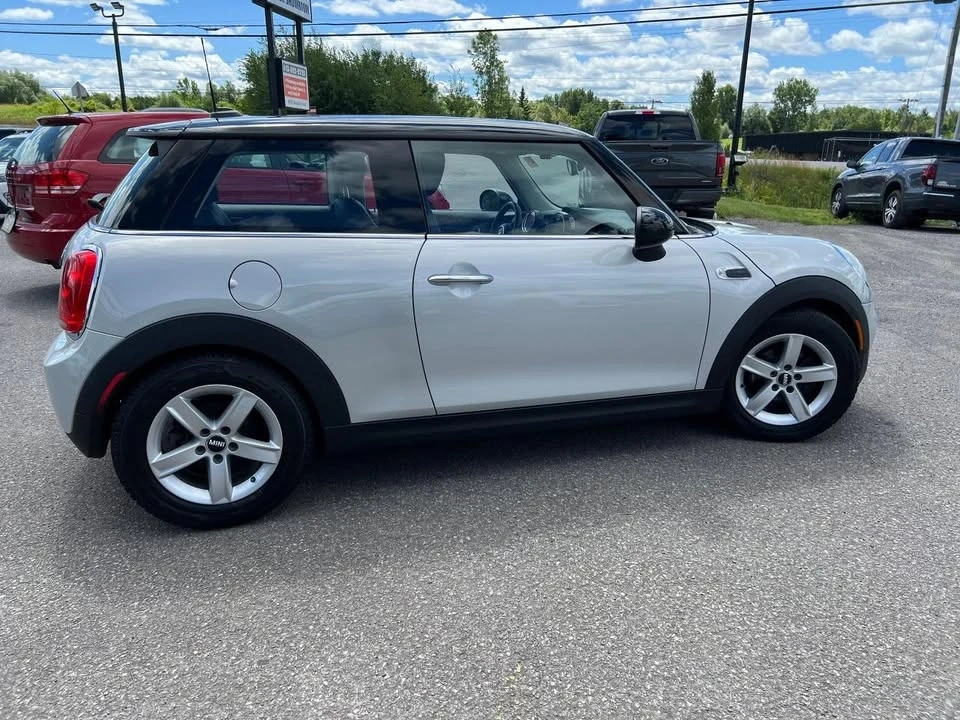 2016 Mini Mini 3rd Gen - Image 4 of 13