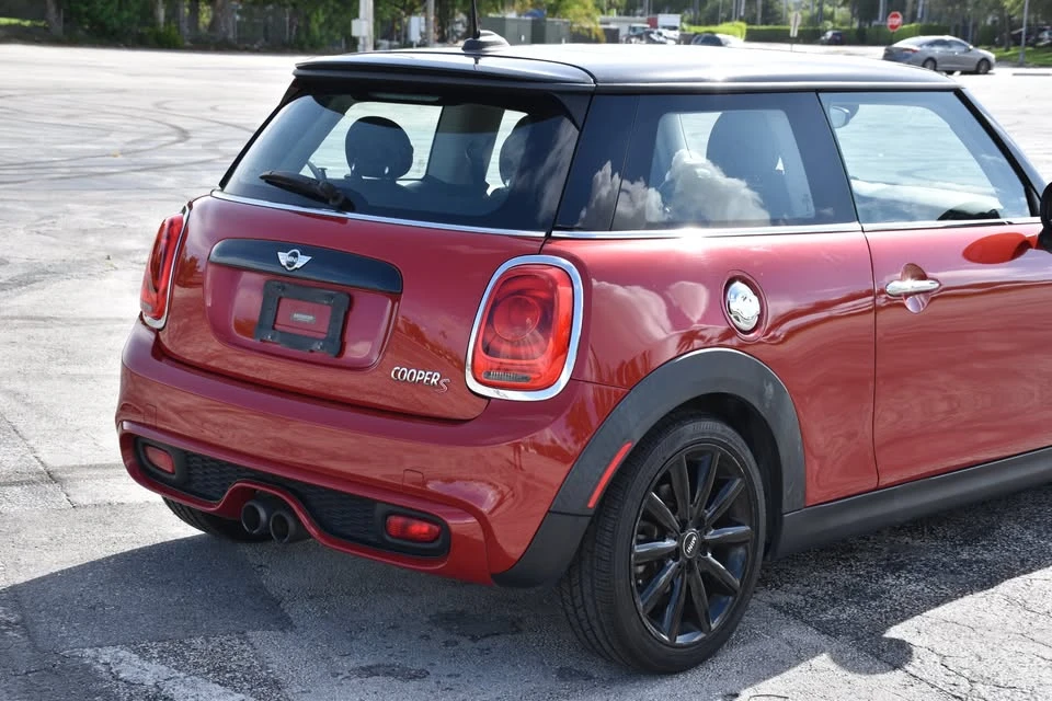 2016 Mini Mini Cooper S 3rd Gen - Image 11 of 17