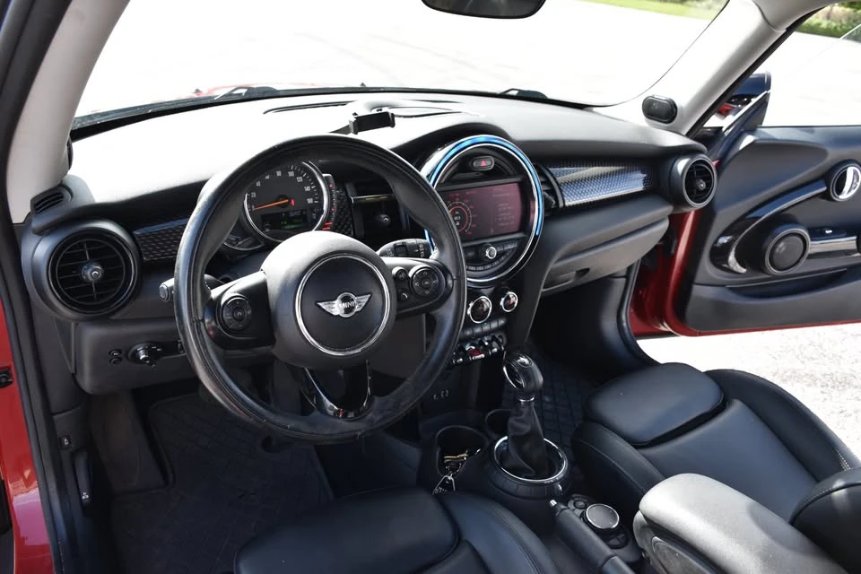 2016 Mini Mini Cooper S 3rd Gen - Image 13 of 17