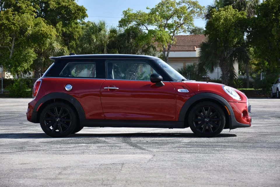 2016 Mini Mini Cooper S 3rd Gen - Image 5 of 17