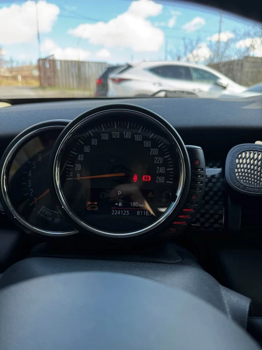 2016 Mini Mini Cooper S 3rd Gen - Image 10 of 15