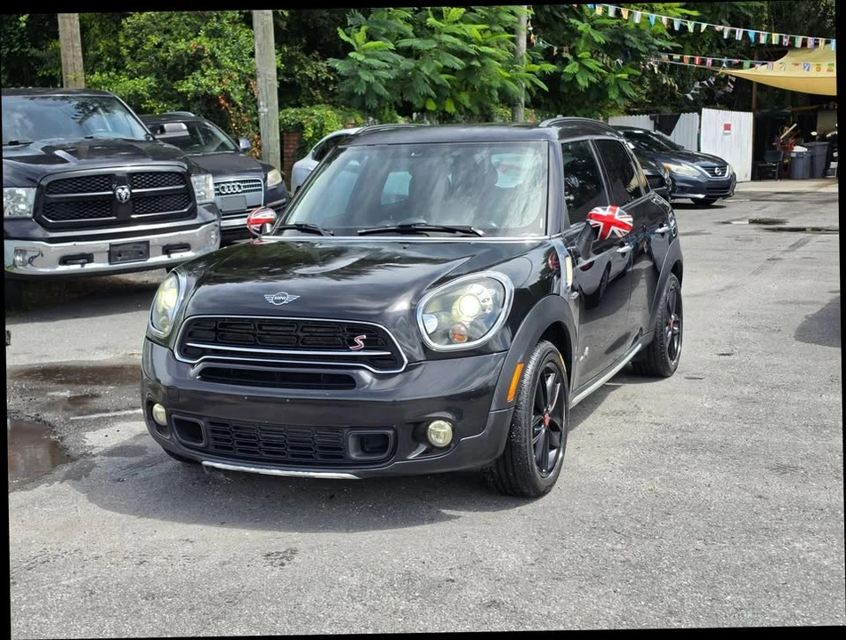 2016 Mini Countryman 1st Gen - Image 2 of 18
