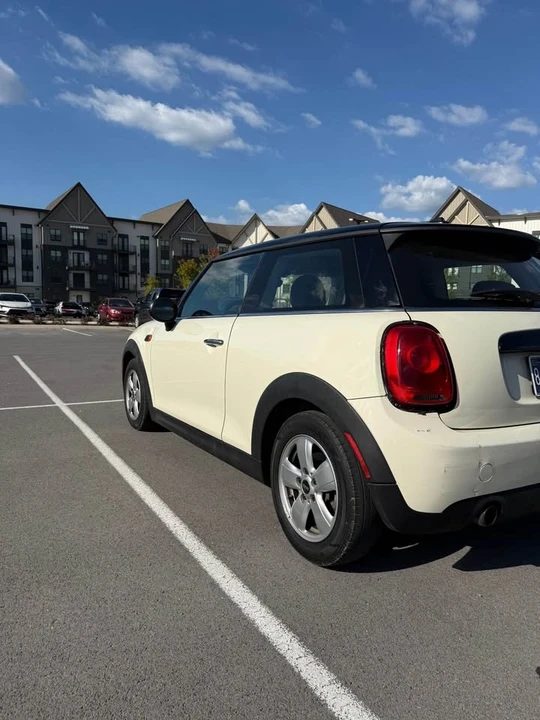 2016 Mini Mini 3rd Gen - Image 5 of 7