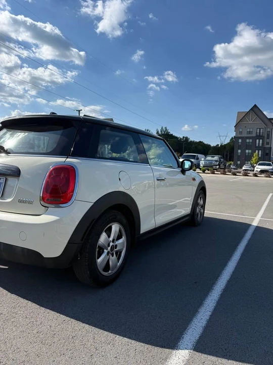 2016 Mini Mini 3rd Gen - Image 2 of 7