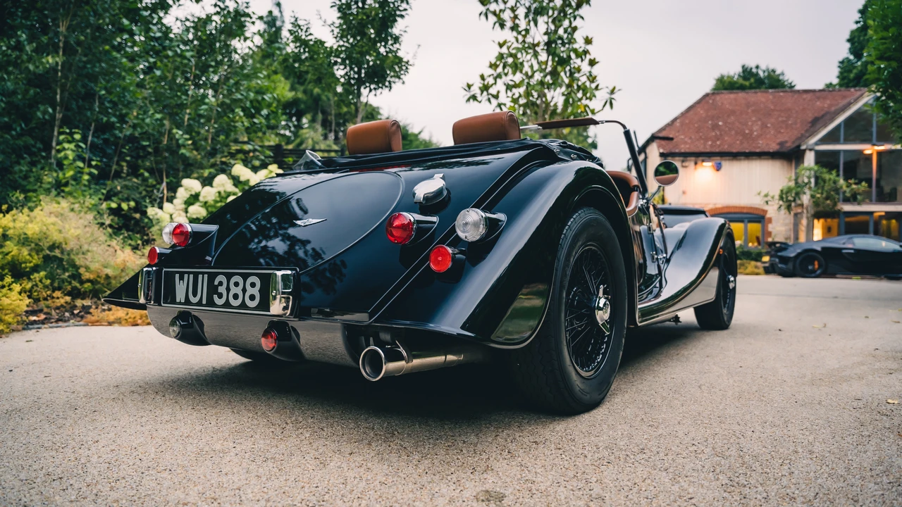 2016 Morgan 4/4 - Image 8 of 31