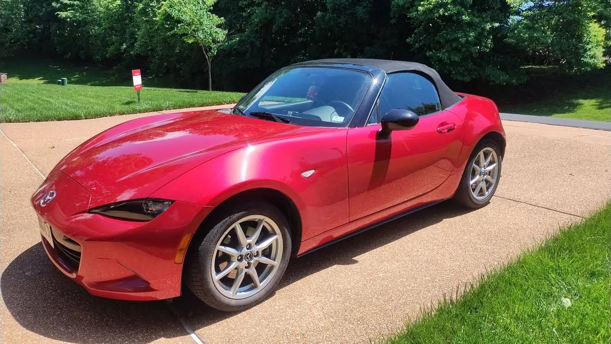 2016 Mazda ND MX-5 Miata - Image 2 of 12