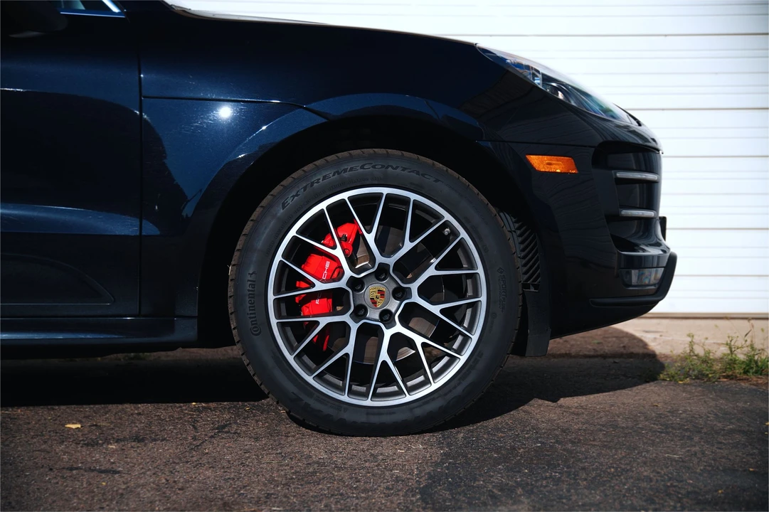 2016 Porsche Macan Turbo - Image 7 of 30