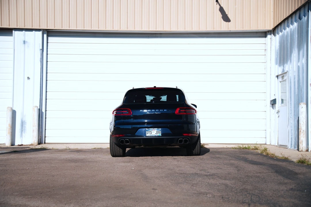 2016 Porsche Macan Turbo - Image 14 of 30