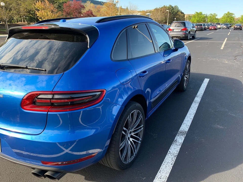 2016 Porsche Macan Turbo - Image 8 of 12