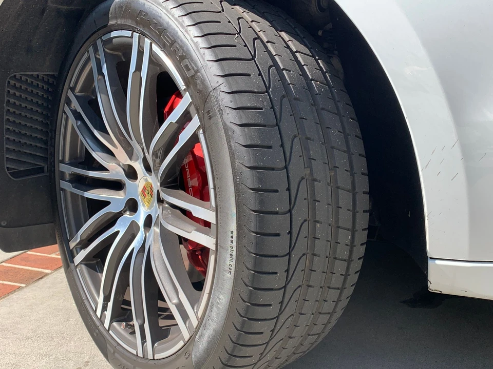 2016 Porsche Macan Turbo - Image 4 of 31
