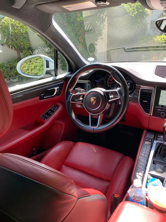 2016 Porsche Macan Turbo - Image 20 of 31