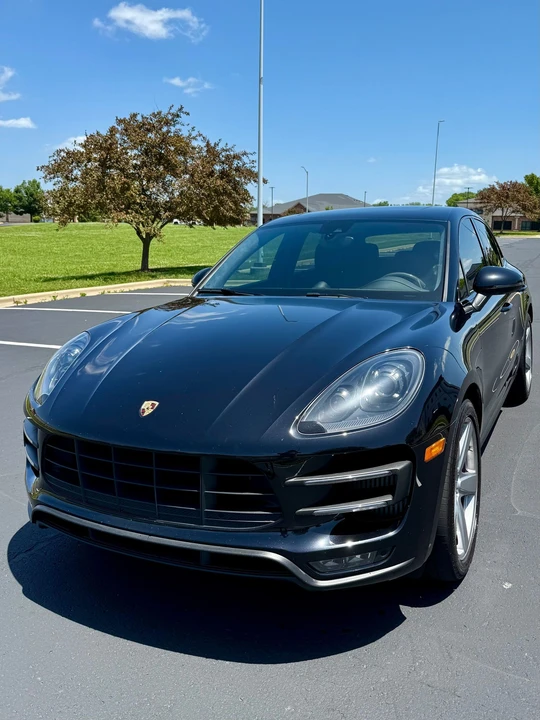 2016 Porsche Macan Turbo - Image 5 of 27