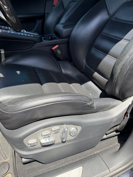 2016 Porsche Macan Turbo - Image 22 of 27
