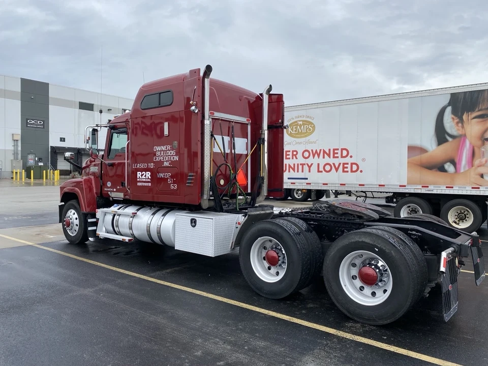 2016 Mack - Image 5 of 21