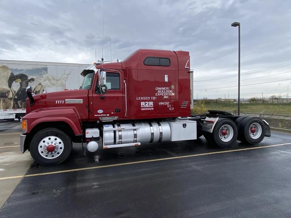 2016 Mack - Image 12 of 21