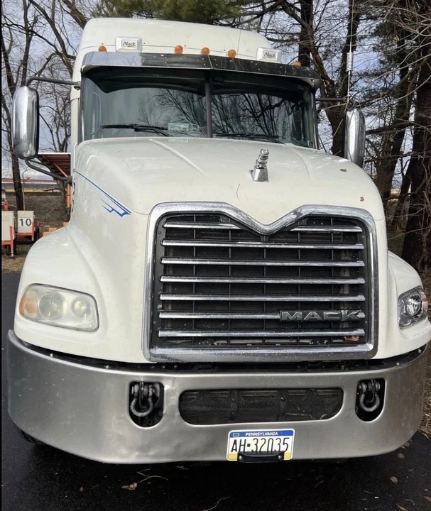 2016 Mack - Image 4 of 21