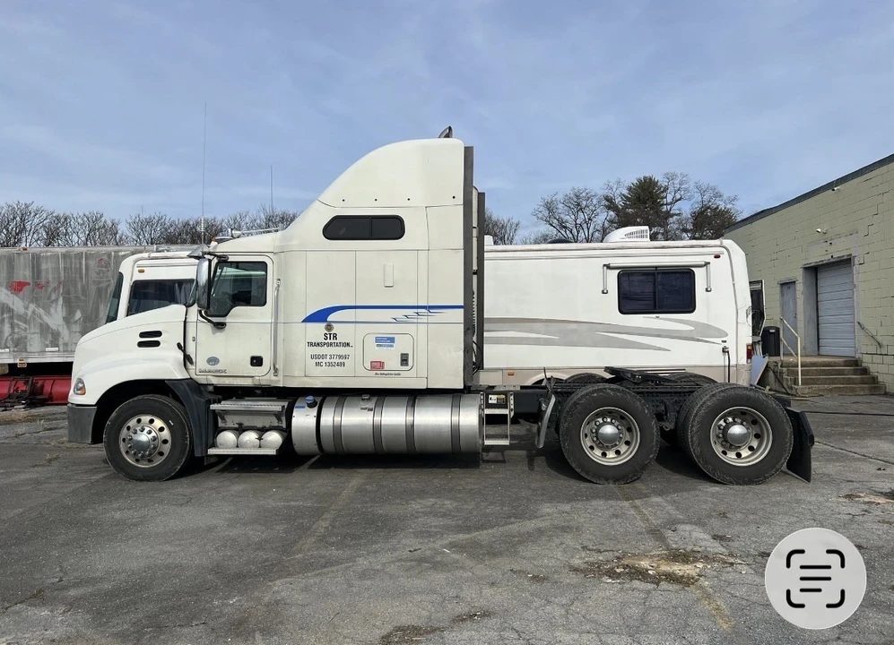 2016 Mack - Image 9 of 21