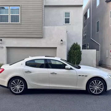 2016 Maserati Ghibli Sedan 4D