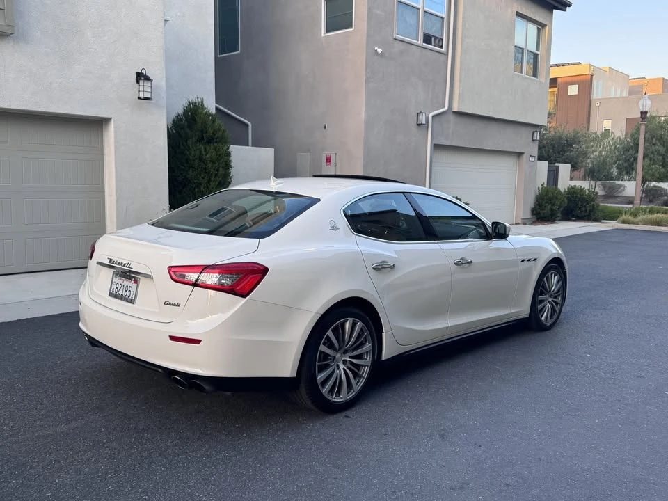 2016 Maserati Ghibli 3rd Gen - Image 9 of 20