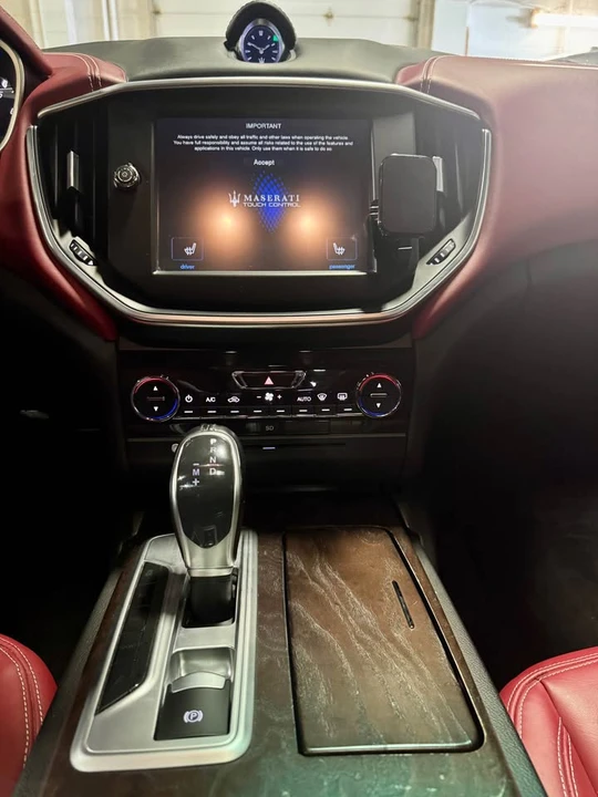2016 Maserati Ghibli 3rd Gen - Image 7 of 13