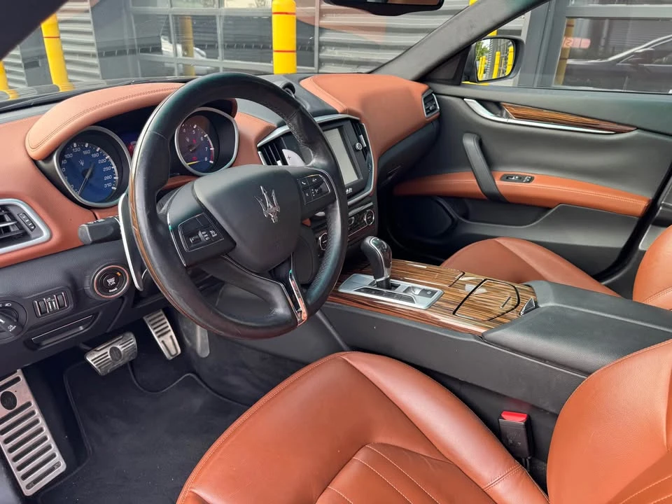 2016 Maserati Ghibli 3rd Gen - Image 7 of 14
