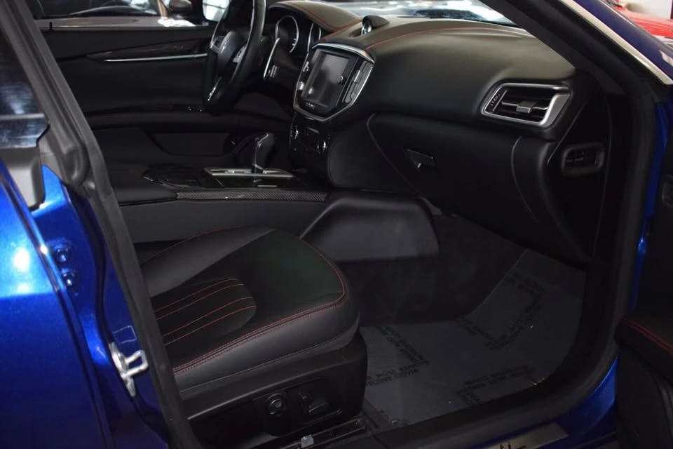 2016 Maserati Ghibli 3rd Gen - Image 16 of 19
