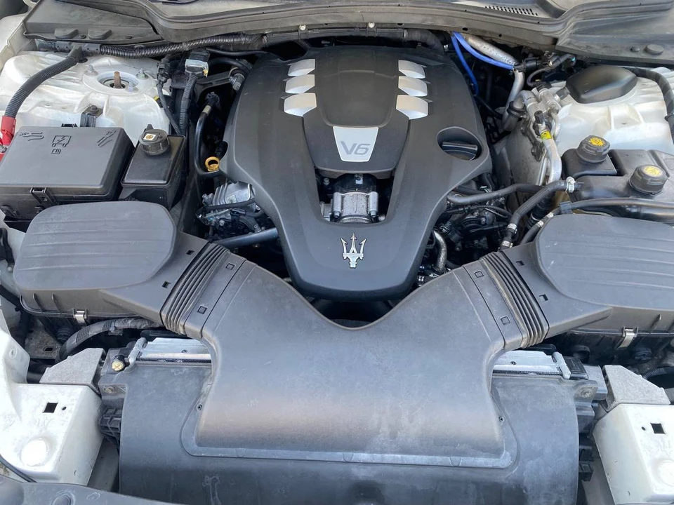 2016 Maserati Ghibli 3rd Gen - Image 16 of 21