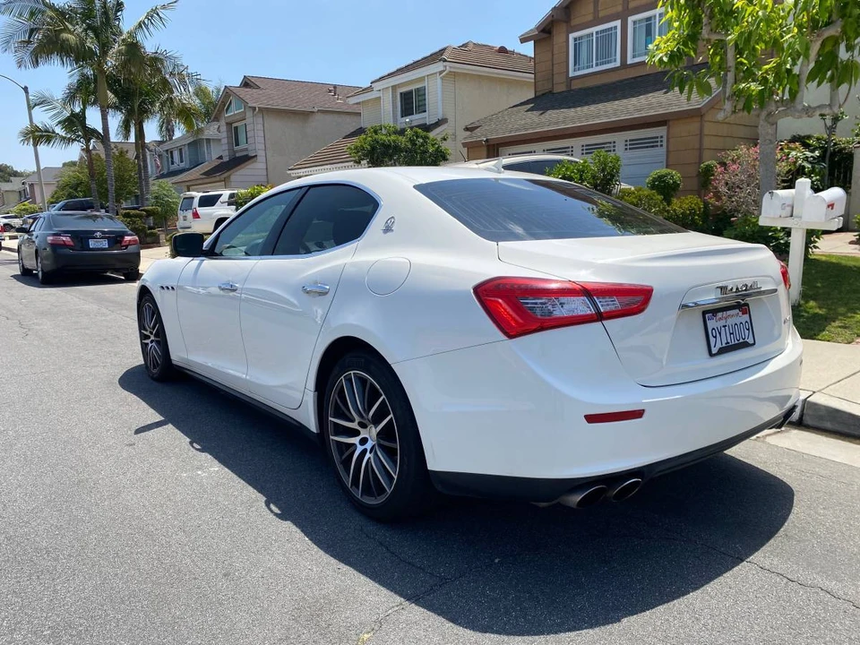 2016 Maserati Ghibli 3rd Gen - Image 3 of 21