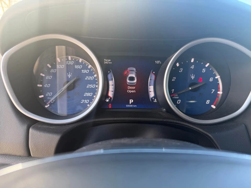 2016 Maserati Ghibli 3rd Gen - Image 9 of 10