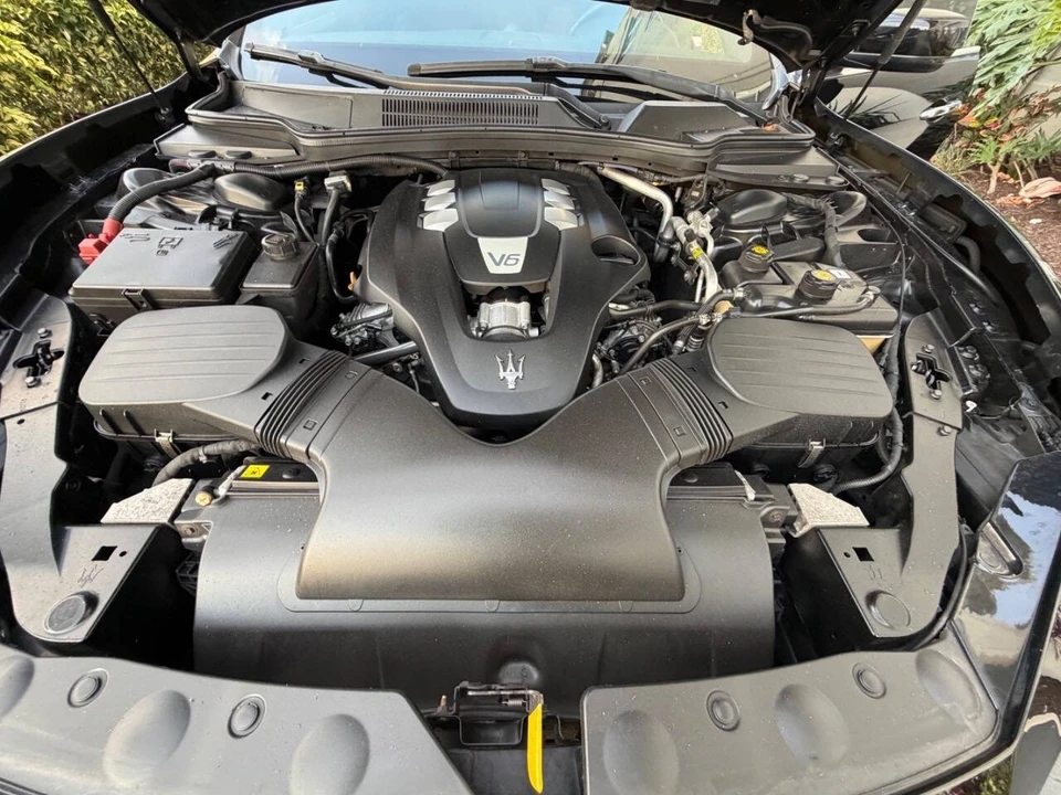 2016 Maserati Ghibli 3rd Gen - Image 23 of 29
