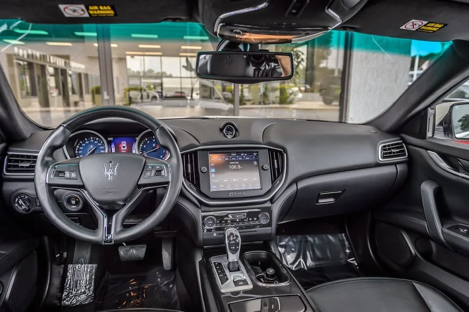 2016 Maserati Ghibli 3rd Gen - Image 19 of 20