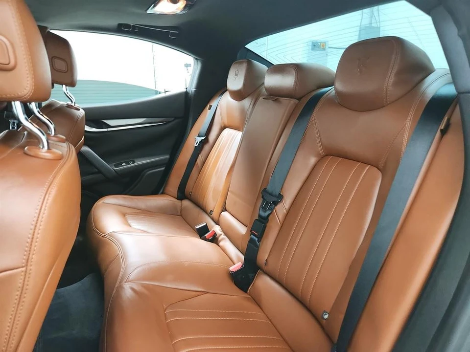 2016 Maserati Ghibli 3rd Gen - Image 24 of 31