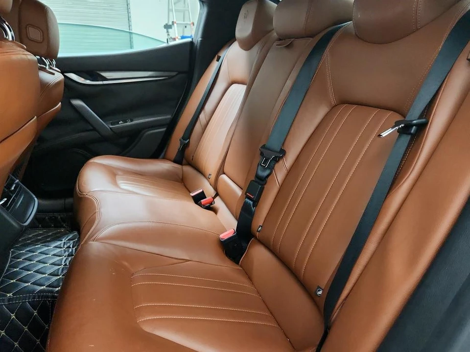 2016 Maserati Ghibli 3rd Gen - Image 24 of 31
