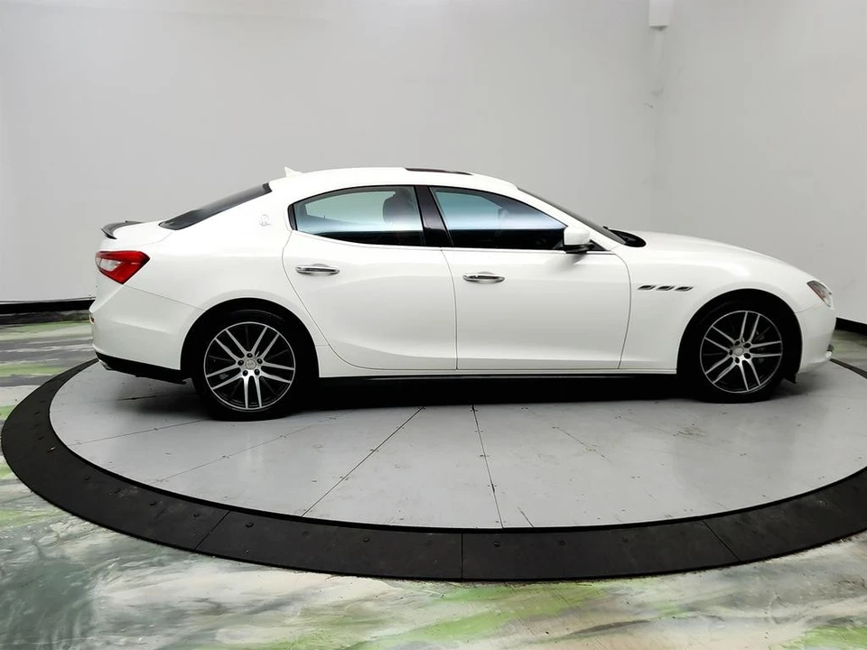 2016 Maserati Ghibli 3rd Gen - Image 4 of 31