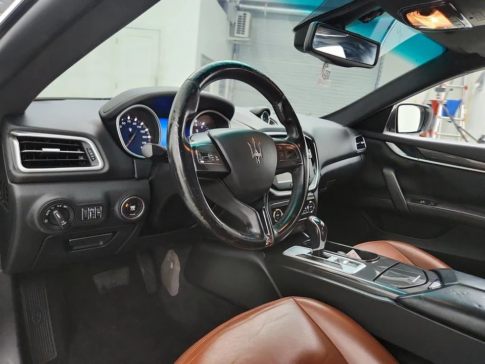 2016 Maserati Ghibli 3rd Gen - Image 13 of 31