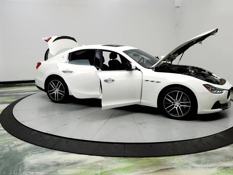 2016 Maserati Ghibli 3rd Gen - Image 10 of 31