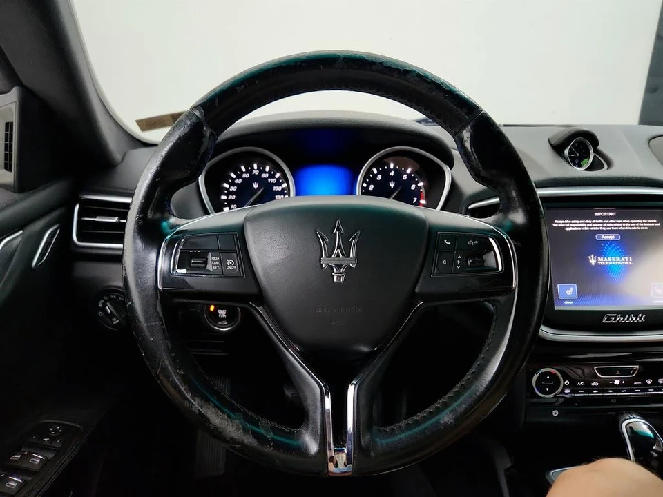 2016 Maserati Ghibli 3rd Gen - Image 17 of 31