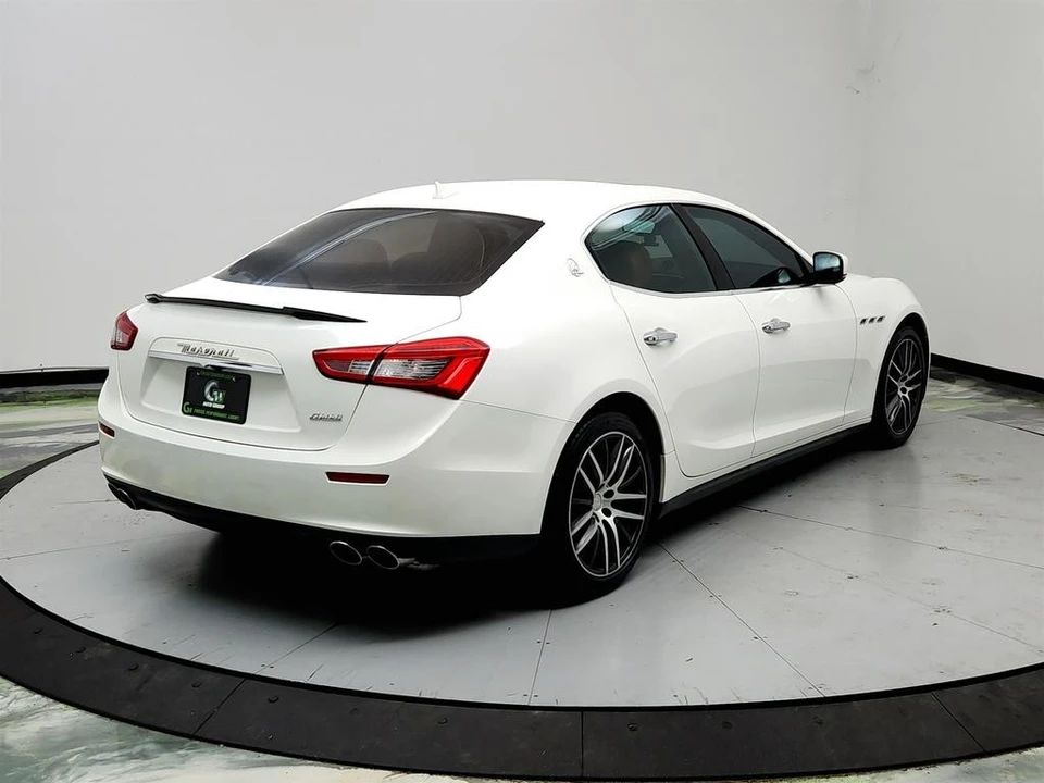 2016 Maserati Ghibli 3rd Gen - Image 5 of 31