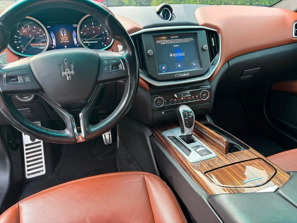 2016 Maserati Ghibli 3rd Gen - Image 3 of 8