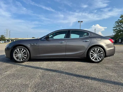 2016 Maserati Ghibli