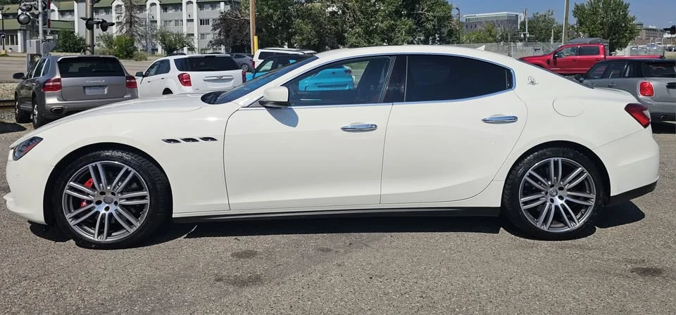 2016 Maserati Ghibli 3rd Gen - Image 3 of 19