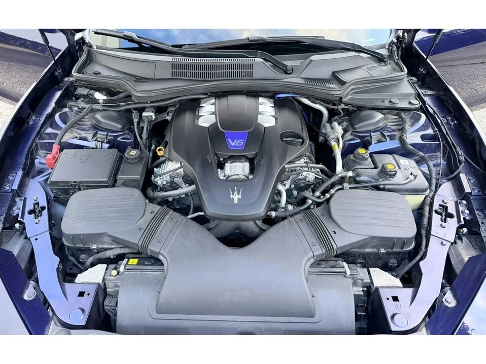 2016 Maserati Ghibli 3rd Gen - Image 16 of 17
