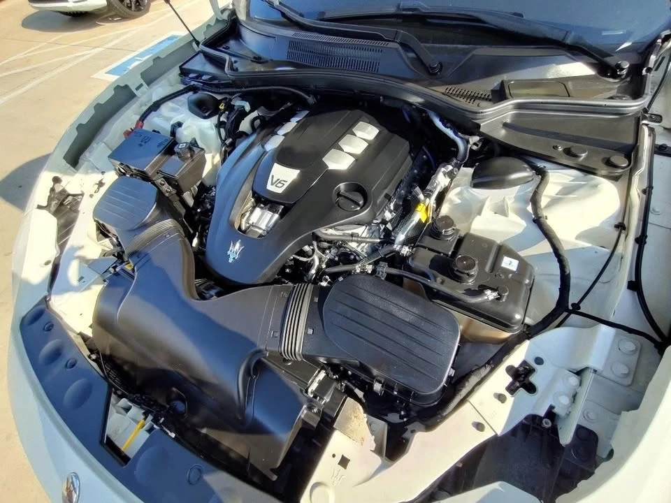 2016 Maserati Ghibli 3rd Gen - Image 12 of 20