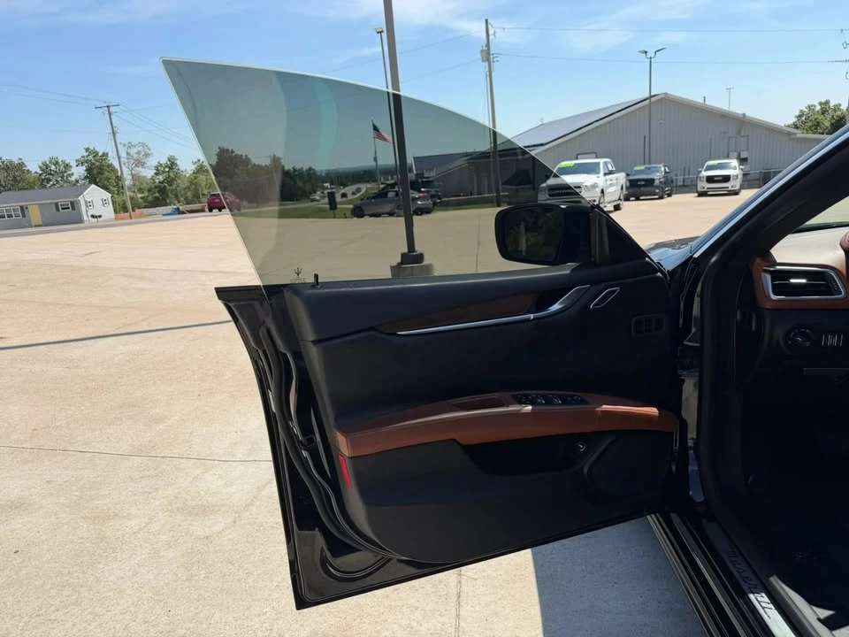 2016 Maserati Ghibli 3rd Gen - Image 13 of 20