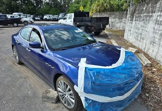 2016 Maserati Ghibli Base