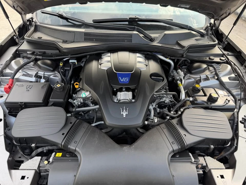 2016 Maserati Ghibli 3rd Gen - Image 14 of 18