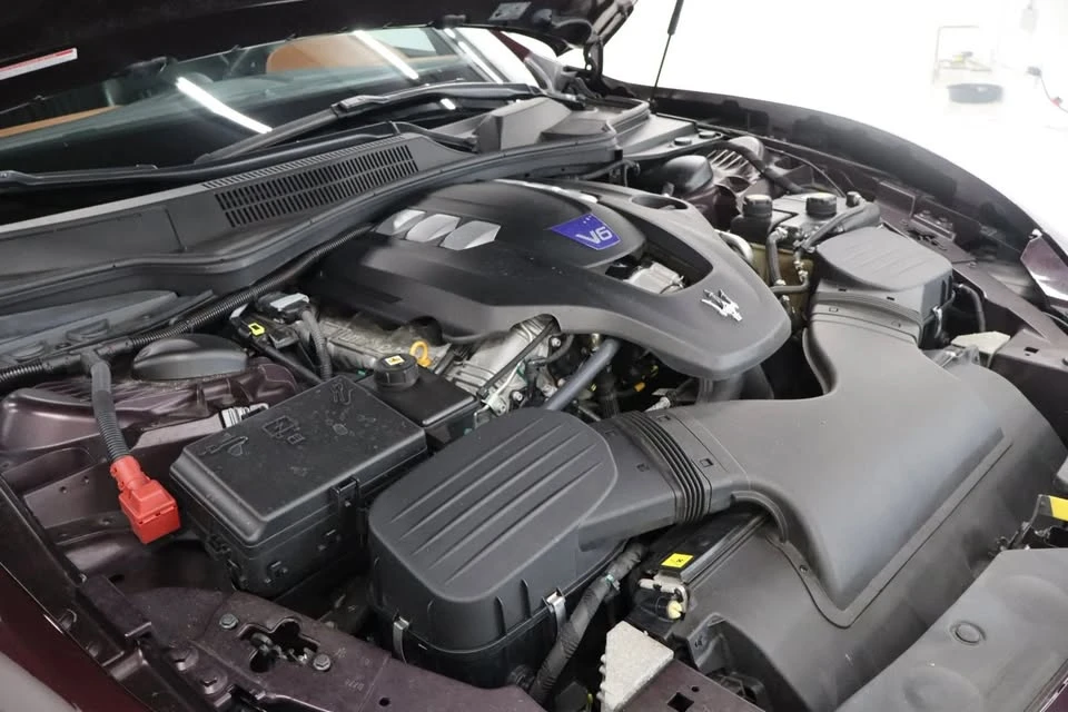 2016 Maserati Ghibli 3rd Gen - Image 19 of 20