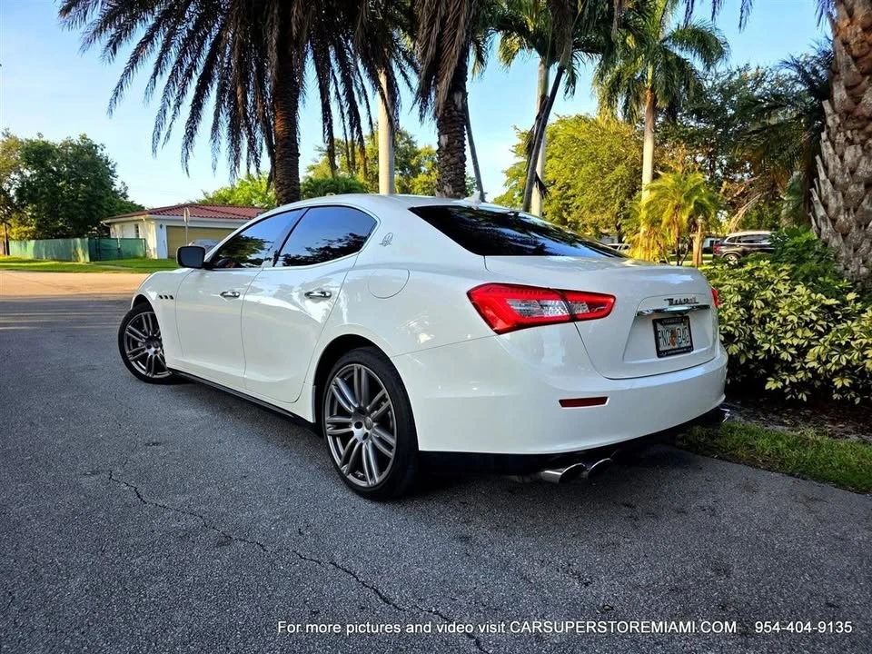 2016 Maserati Ghibli 3rd Gen - Image 14 of 17